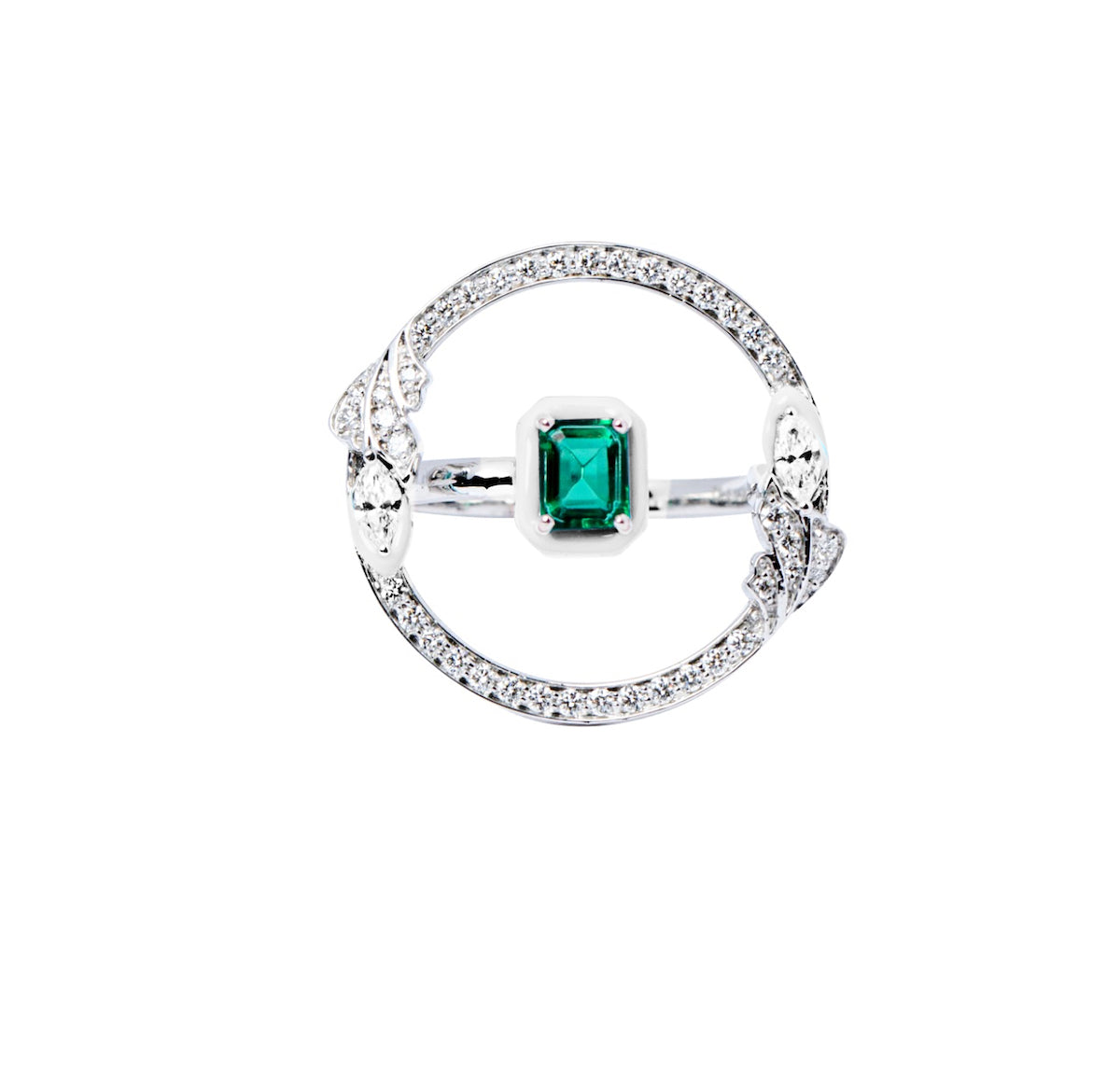 Halo Top 18k white gold, diamond and emerald ring