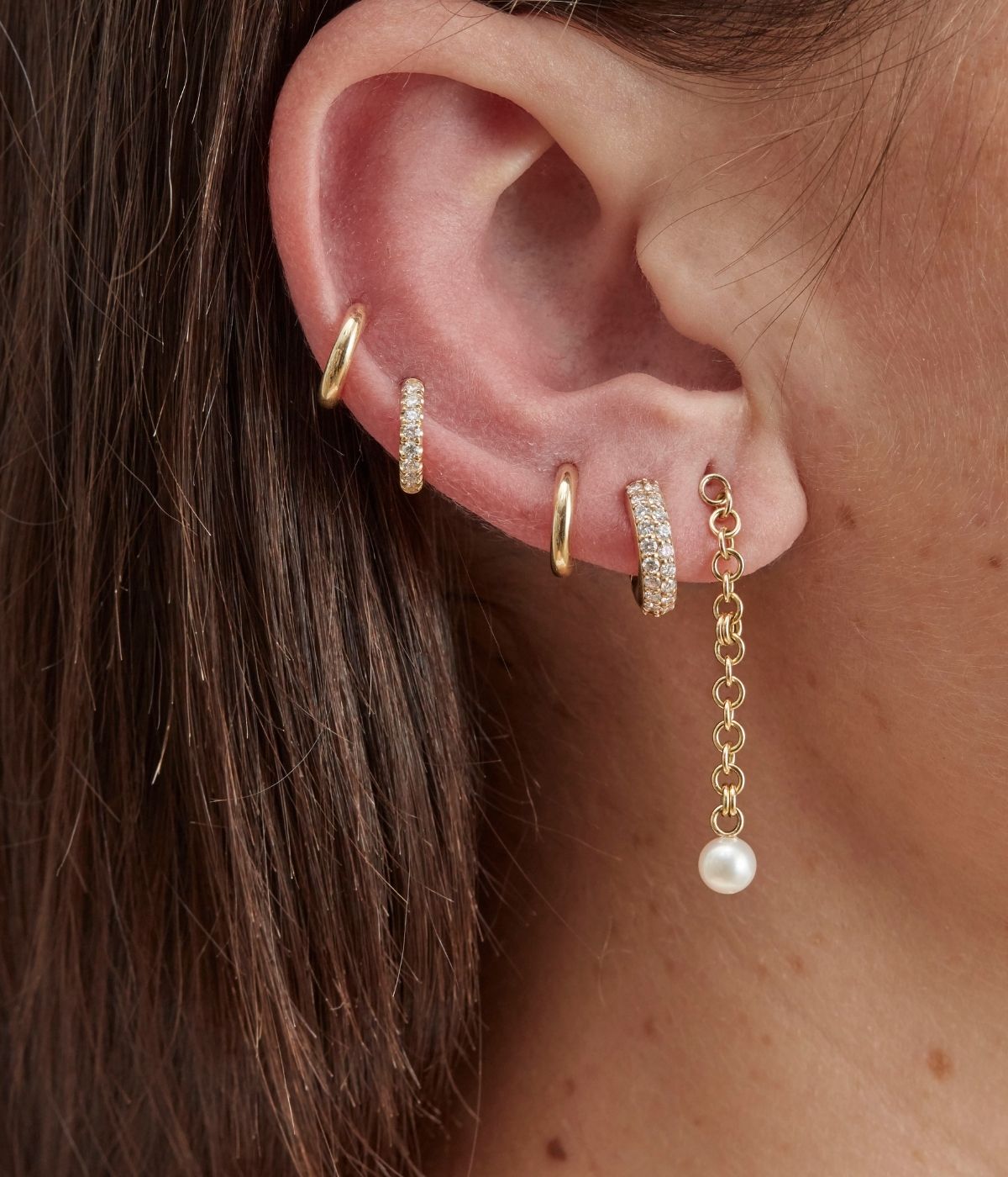 Mini Microhoop 18k yellow gold white diamonds earrings